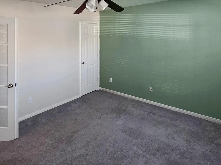 2202 Drake Falls Dr — Photo 12