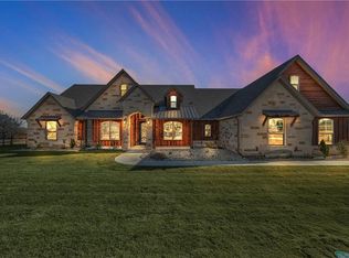 121 Lone Star Way, Godley, TX 76044
