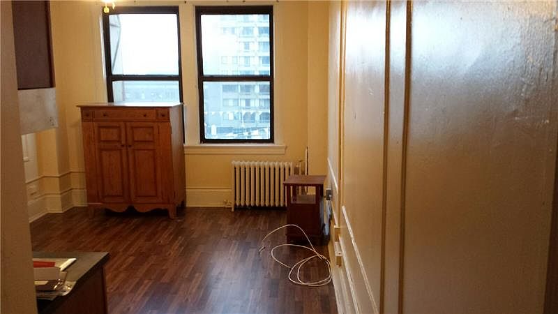 2nd image of 1324 Locust St APT 1022