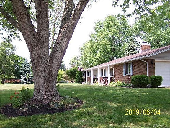 2nd image of 1305 Carrilon Woods Dr