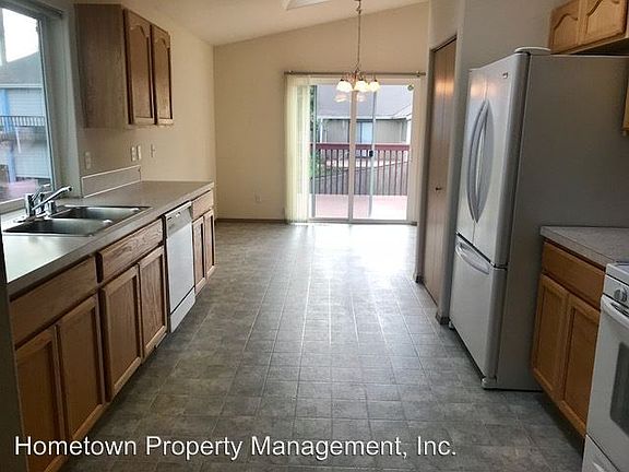 5th image of 4415 Covey St SE