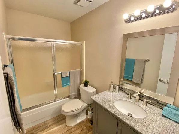 2303 S Cottonwood Dr, Tempe, AZ 85282