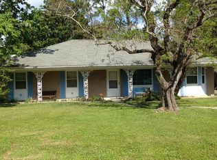 1204 Lancelot Ln, Ocean Springs, MS 39564