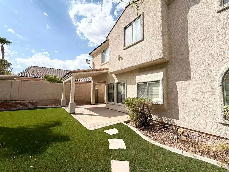 11257 Playa Caribe Ave — Photo 21