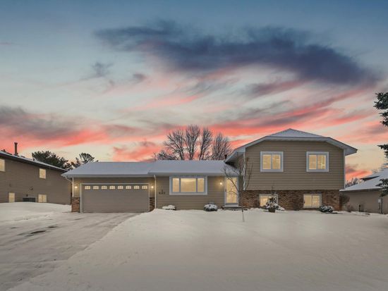 9142 Lanewood Ln N, Maple Grove, MN 55369