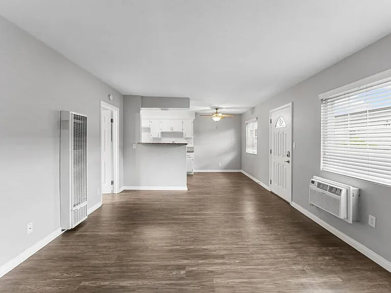 Northwind Apartments — Photo 32