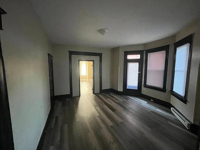 409 S. Potomac Street — Photo 5