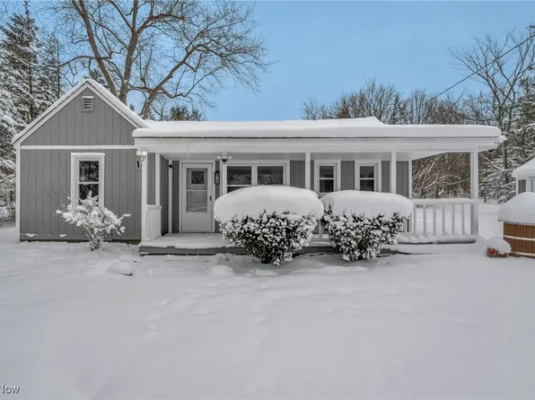 8564 Cedar Rd, Chesterland, OH 44026