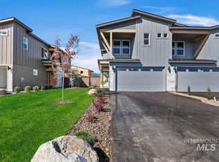 15 N Creek Way, Cascade, ID 83611