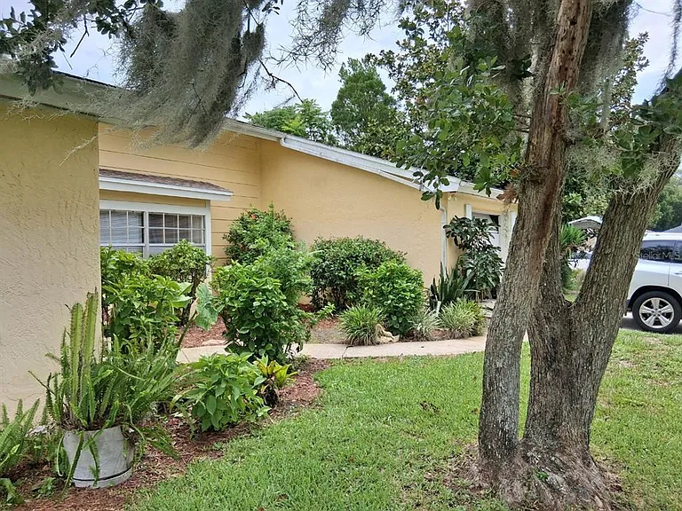 12406 Weatherstone Row — Photo 3
