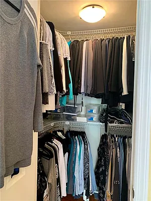 Sold by Remax Real Estate Professionals | media 11