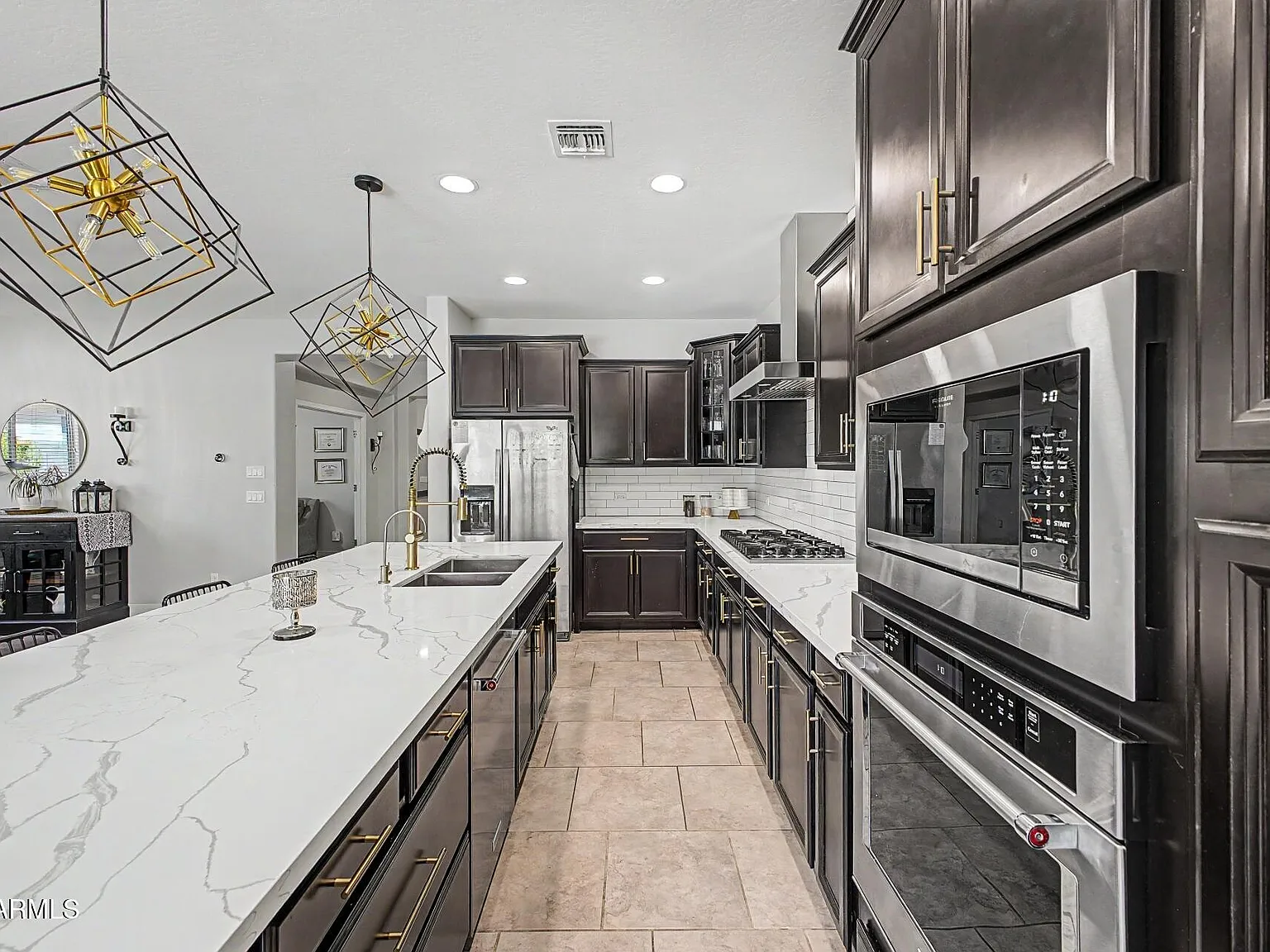 4 bed, 2.5 bath, 2141 sqft, $2,695 — Photo 3