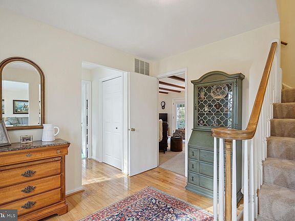 2nd image of 505 Goldsborough Dr