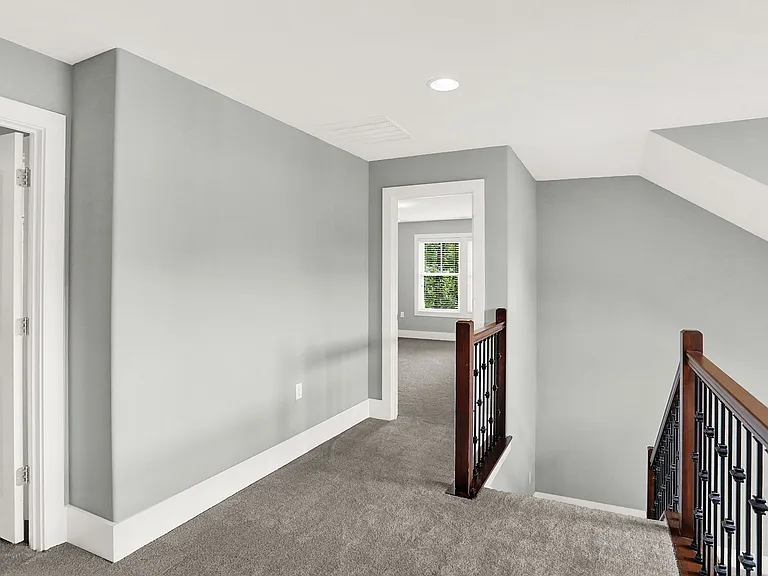 16893 Oak Manor Dr — Photo 20