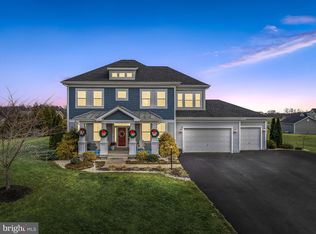 1097 Hallmark Dr, Martinsburg, WV 25403