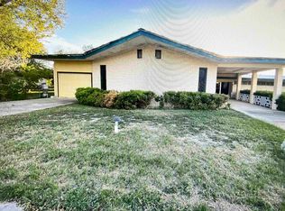 305 Plaza Ave, Del Rio, TX 78840