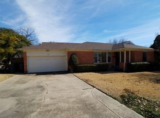 1932 Oldgate Ln, Garland, TX 75042