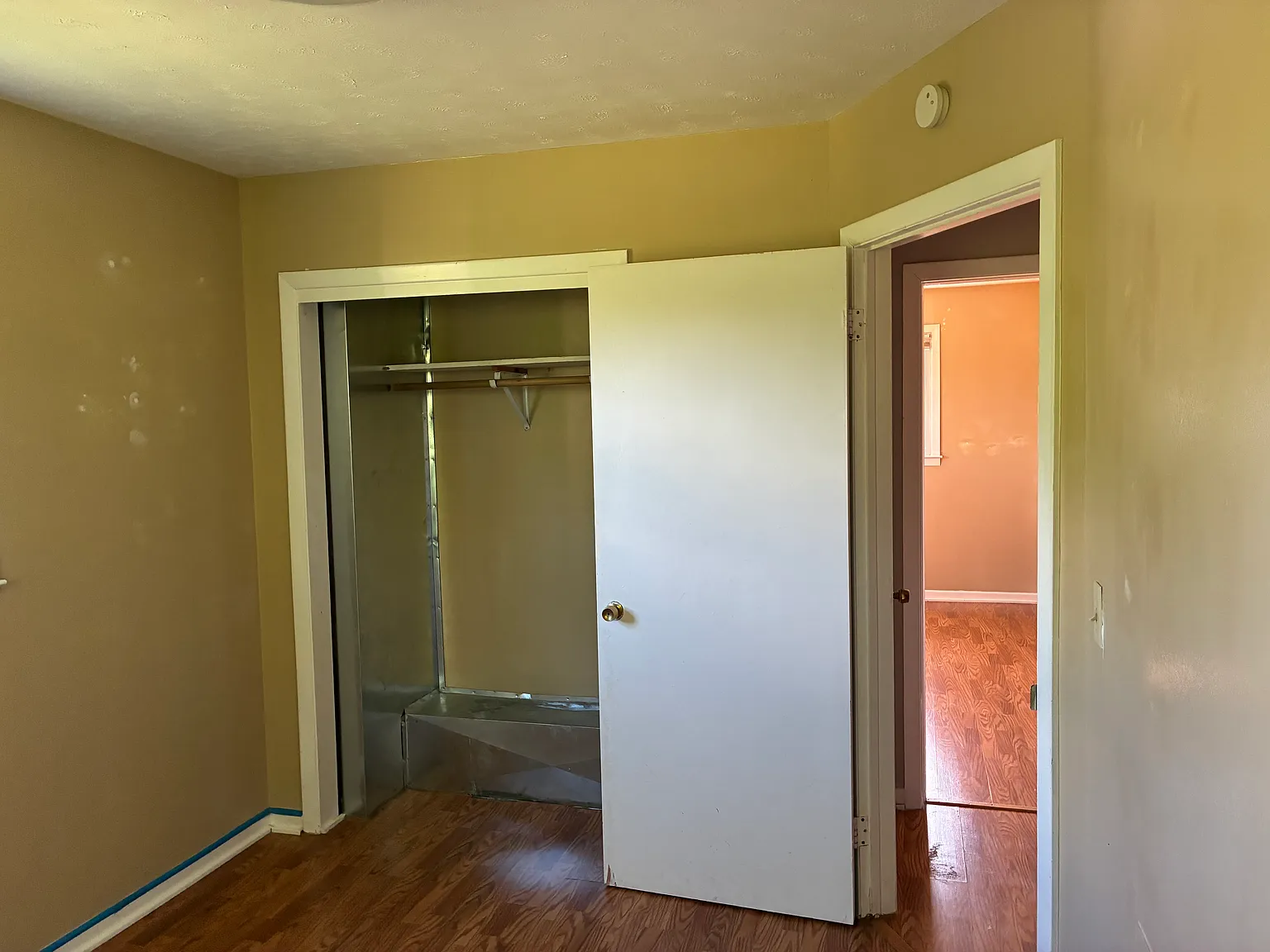2 bed, 900 sqft, $950 — Photo 4
