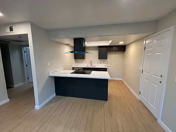 3rd image of 7437 Willowcreek Dr #1