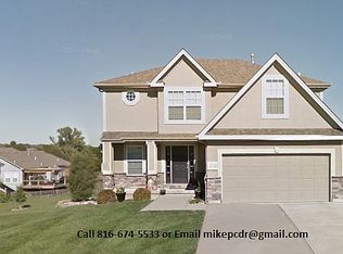 2001 NW Hedgewood Dr, Grain Valley, MO 64029