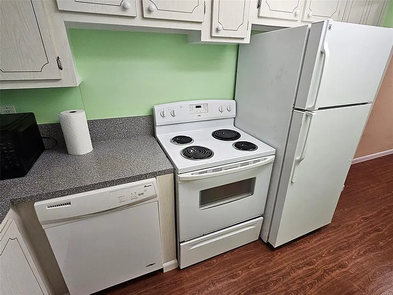 580 Egret Dr #310 — Photo 9
