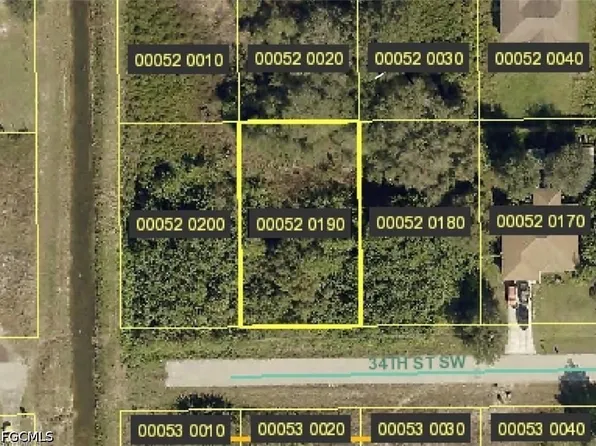 3816 34th St SW, Lehigh Acres, FL 33976