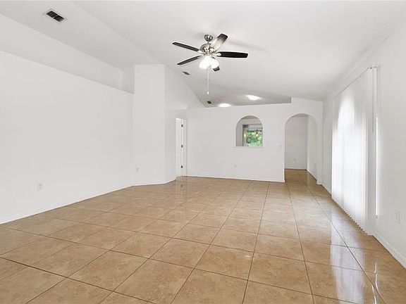 5th image of 10437 Opus Dr