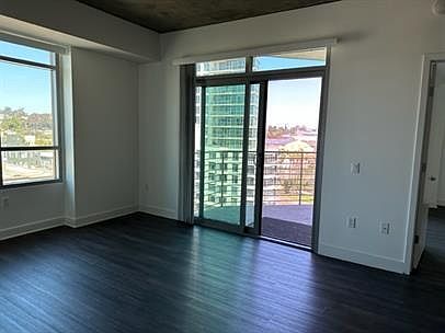 3rd image of 801 Ash St #1-602-1