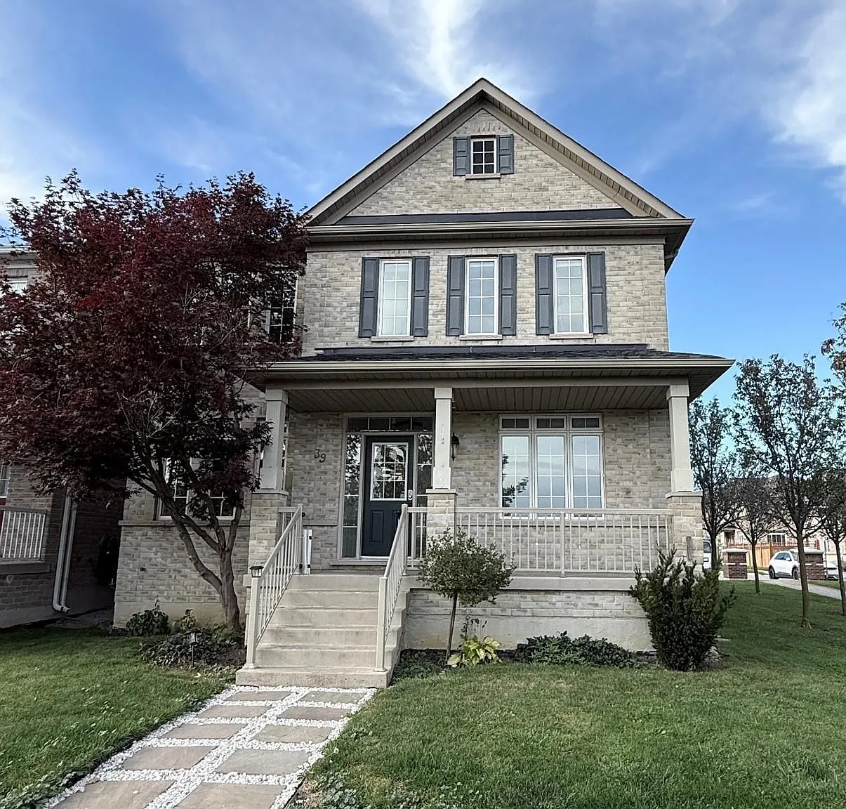 4 bed, $4,000 — Photo 1