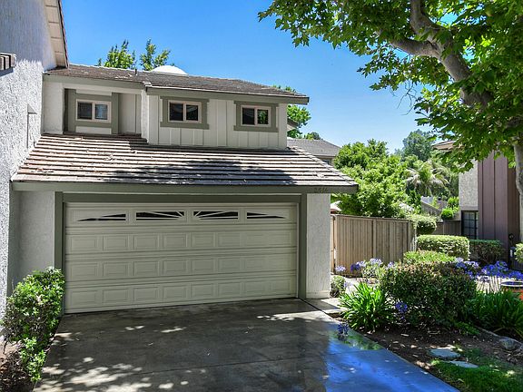 2nd image of 2614 Los Arcos Cir