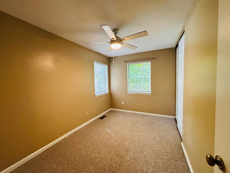 436 Marlington St — Photo 10