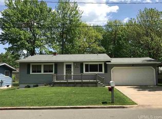 1812 Kimber Ave, Marquette, MI 49855