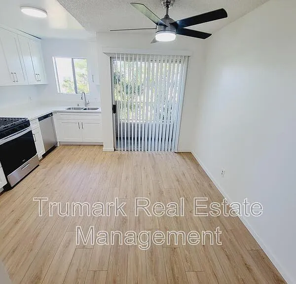 1041 Allen Ave #5 — Photo 2