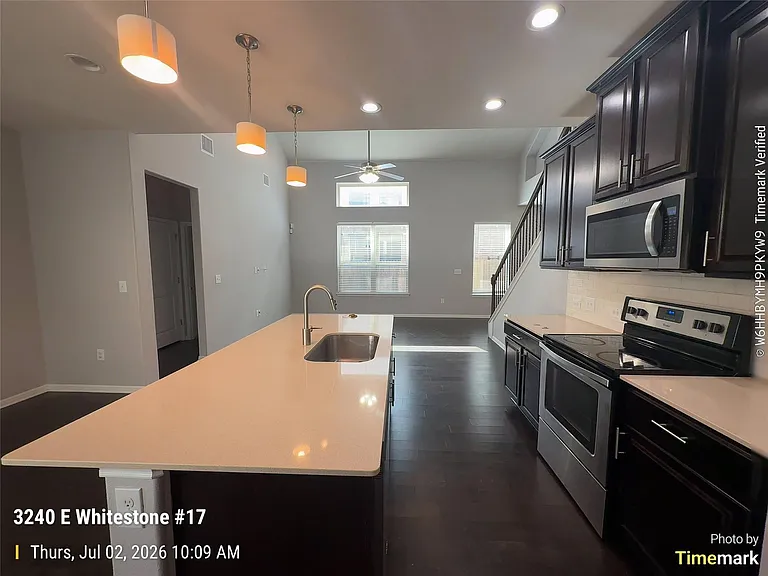 3240 E Whitestone Blvd #17 — Photo 22