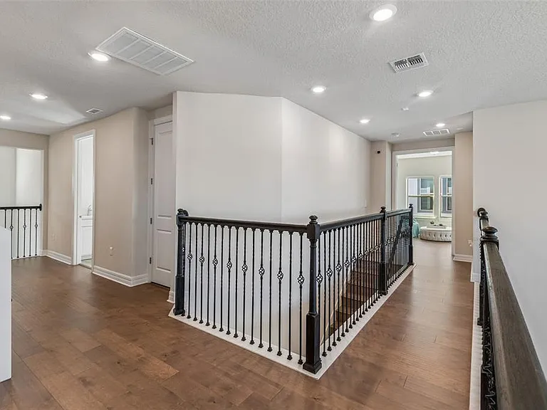 9070 Woodland Forest Rd — Photo 63