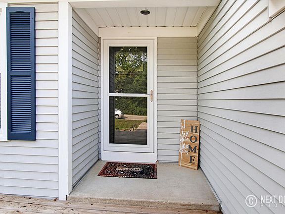 5th image of 27 Robinhood Dr NE