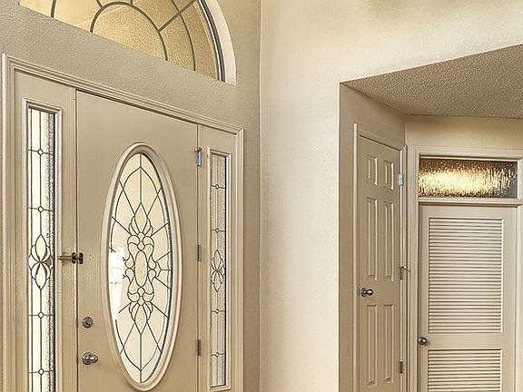 3rd image of 6096 Via Hermosa Ct