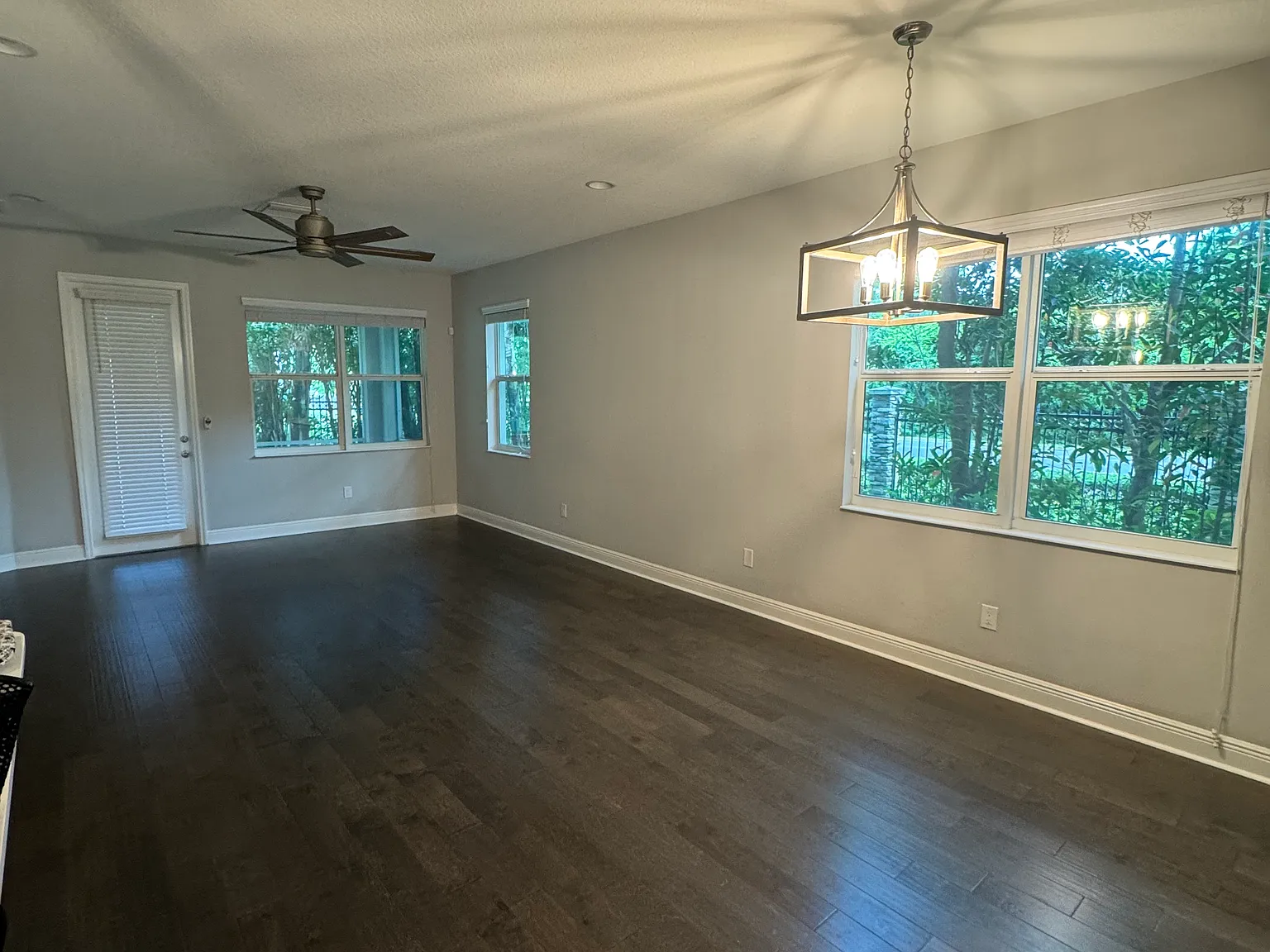 3 bed, 2.5 bath, 2030 sqft, $3,700 — Photo 2