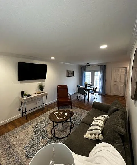 625 Penny Ln #625 — Photo 14