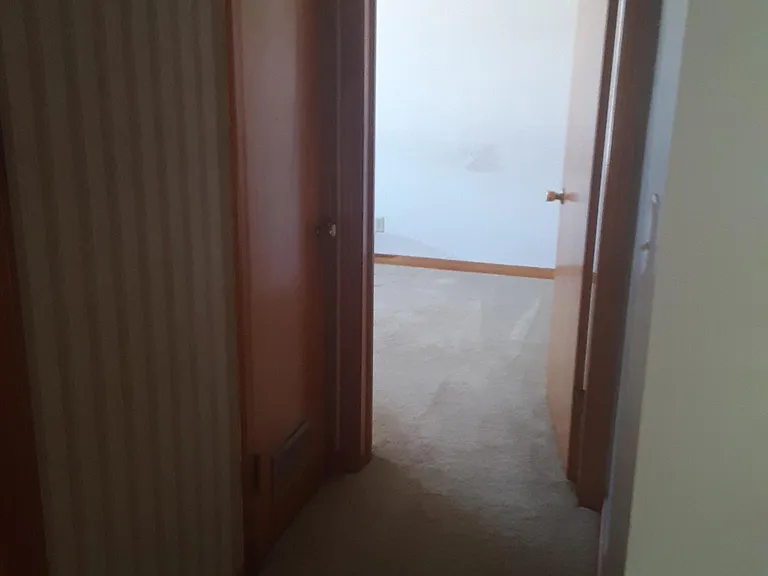 2215 Van Buren St — Photo 10