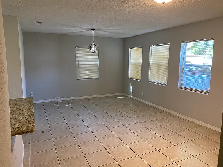 4914 Anzio St — Photo 4
