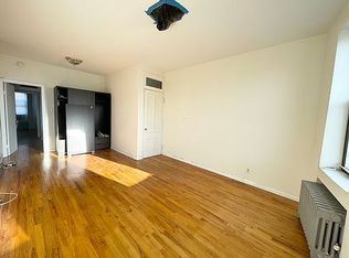 151 Newton St #4B, Brooklyn, NY 11222