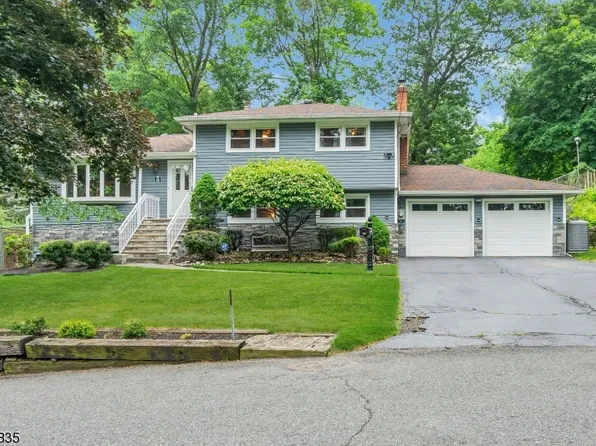 48 Spruce Ter, Wayne Twp., NJ 07470