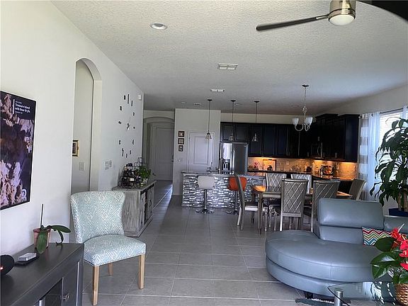 5th image of 2205 Rush Bay Way