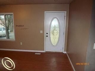 4th image of 7298 Centralia Ave