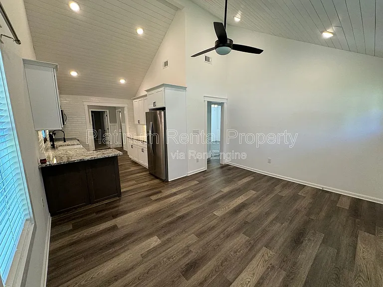 1872 Cannon St — Photo 6