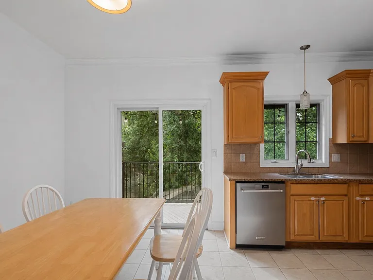 9 Hackensack Plank Rd — Photo 9