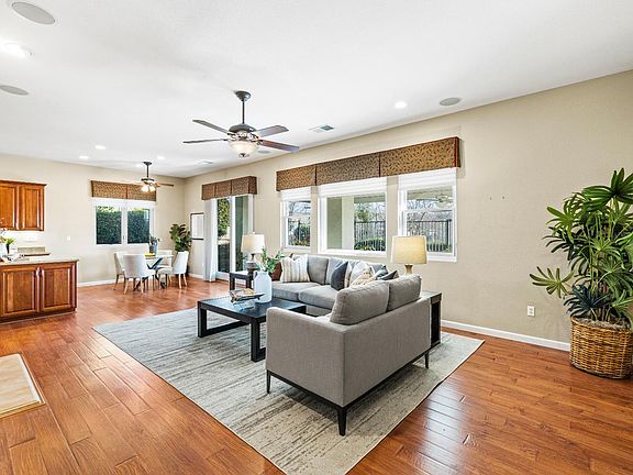 5th image of 6031 Creekberry Way