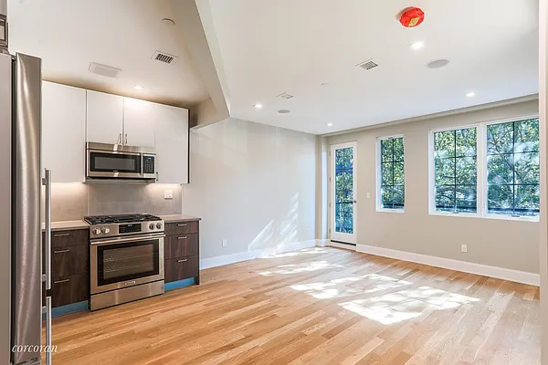 Rented by Corcoran | media 15