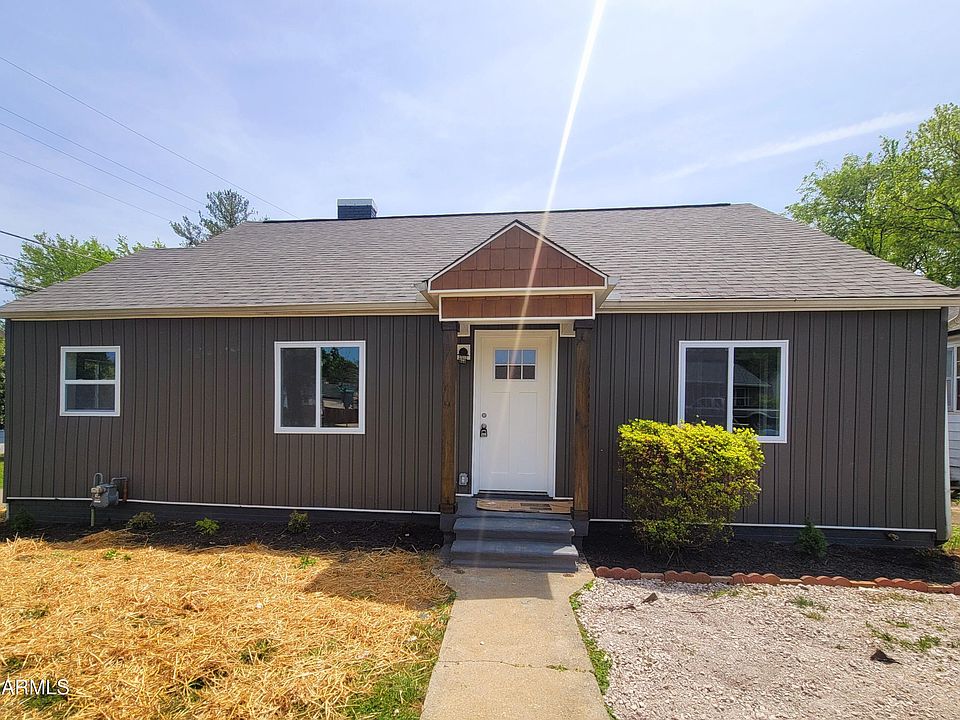 1st image of 2828 Avondale Ave